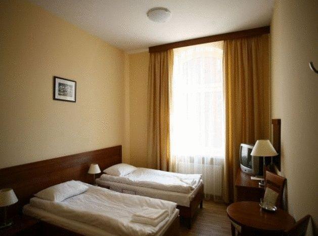 Hotel Arkadia Wałbrzych Habitación foto